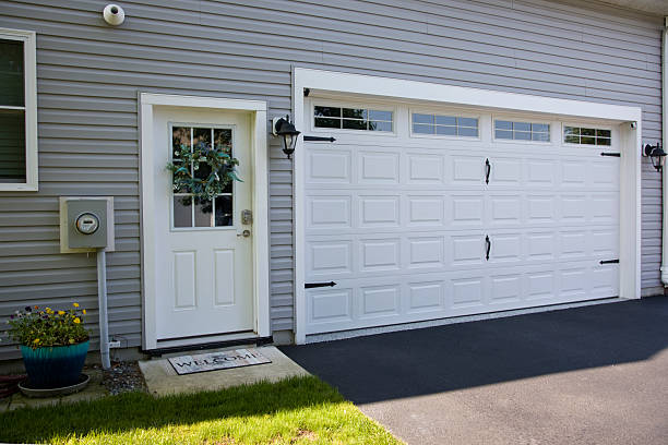 24/7 Emergency Garage Door Panel Replacement experts in Labadieville, LA